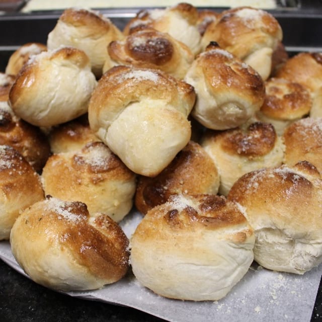 Garlic Knots with Sauce.